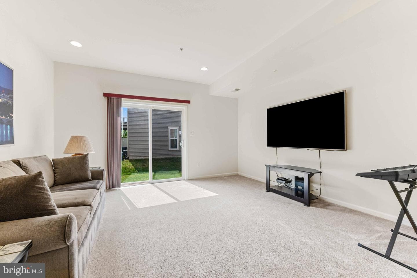 8043 Elton Street photo 27