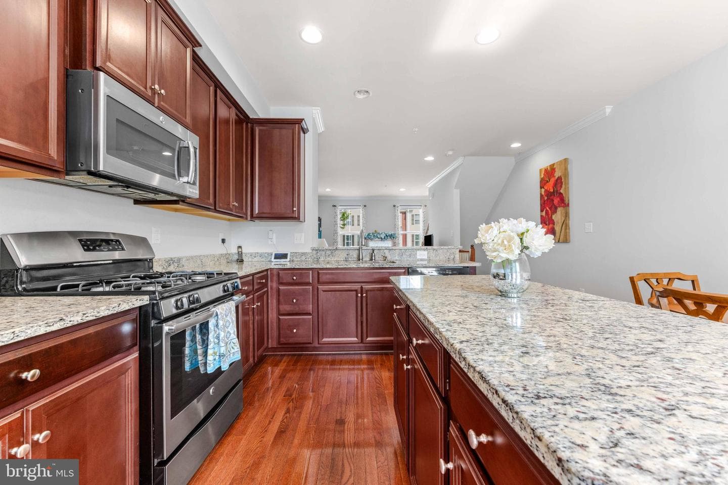 8043 Elton Street photo 3
