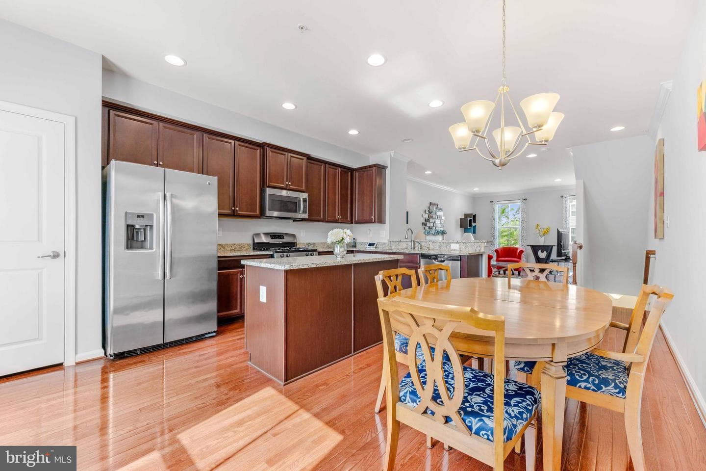 8043 Elton Street photo 5