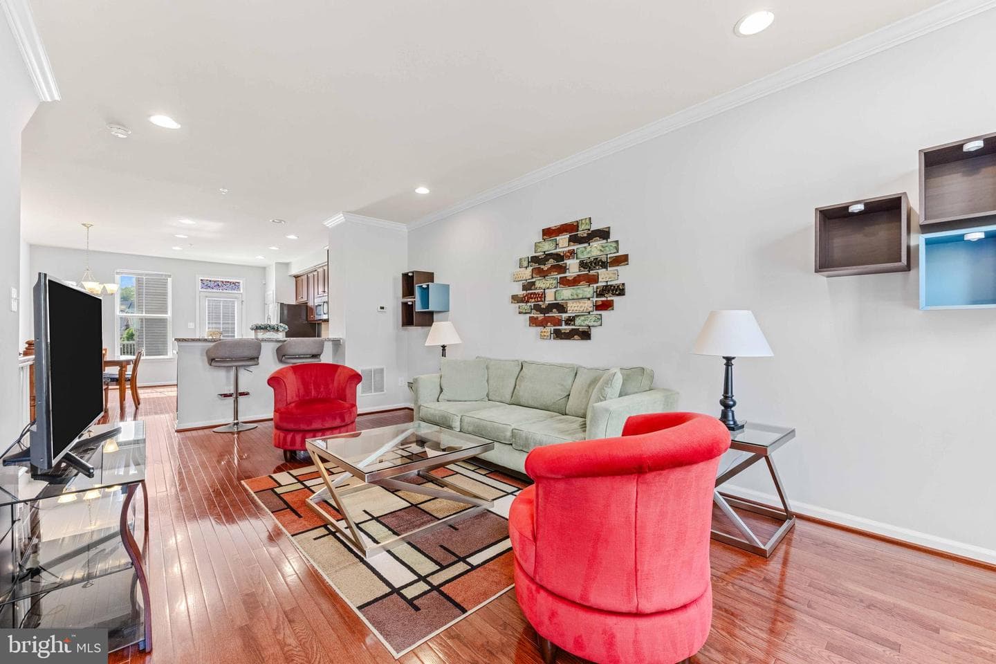 8043 Elton Street photo 9