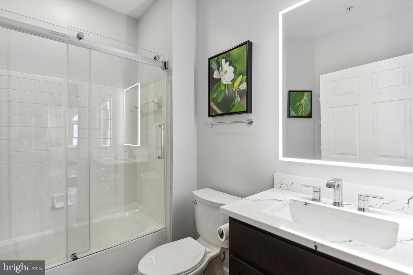 305 Hamlet Circle photo 12