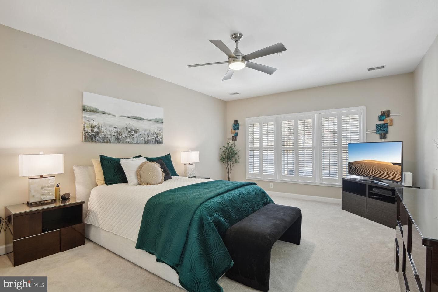 305 Hamlet Circle photo 17