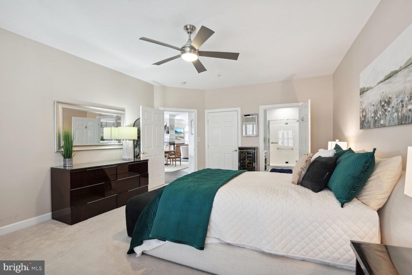 305 Hamlet Circle photo 18