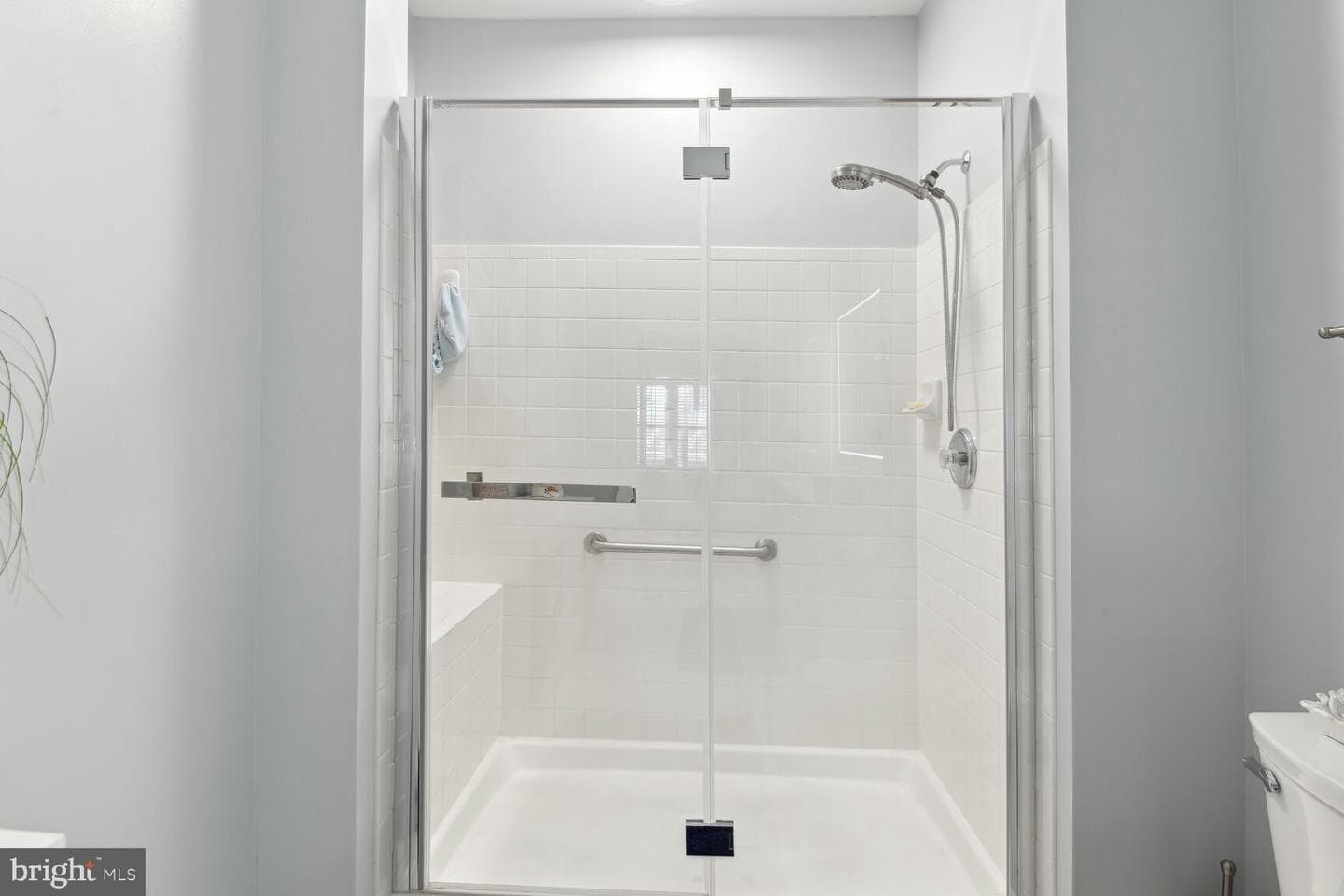 305 Hamlet Circle photo 20