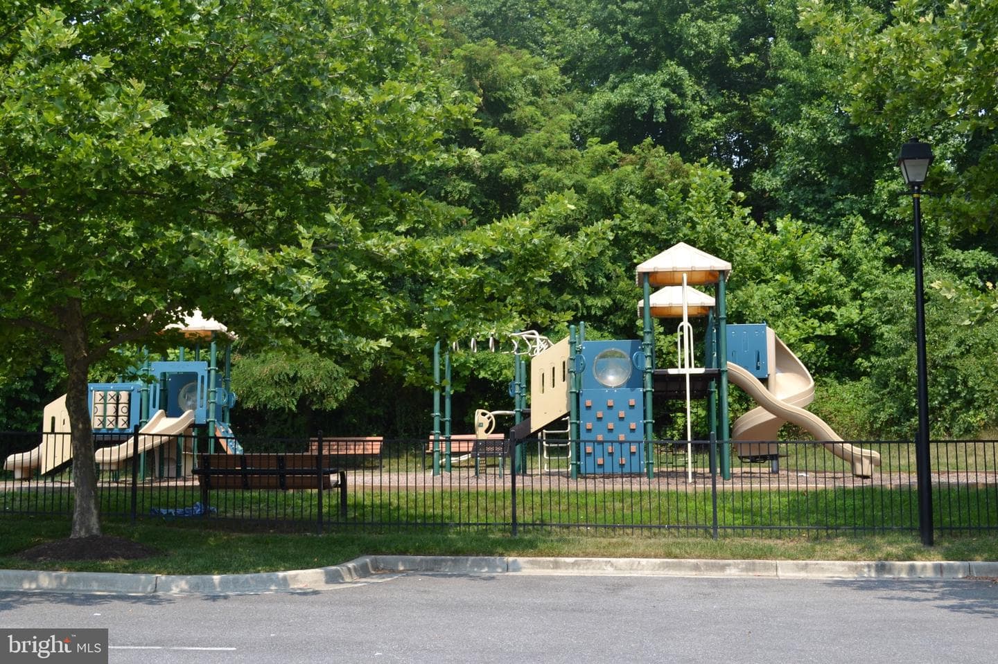 305 Hamlet Circle photo 26