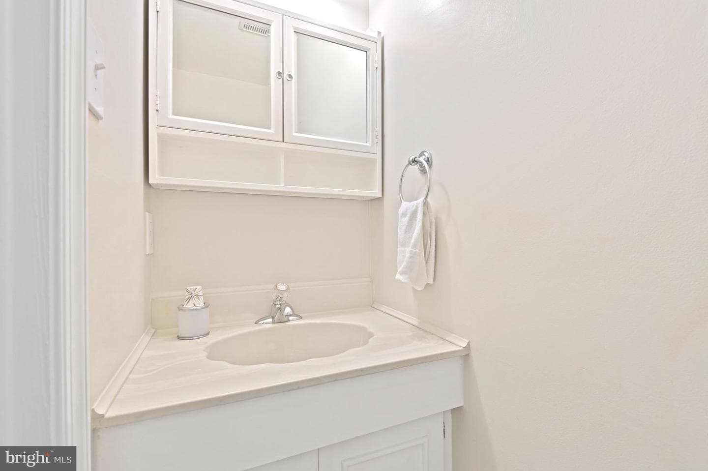 1176 Jeffrey Drive photo 13