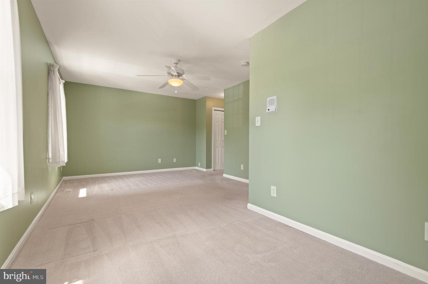 1176 Jeffrey Drive photo 22