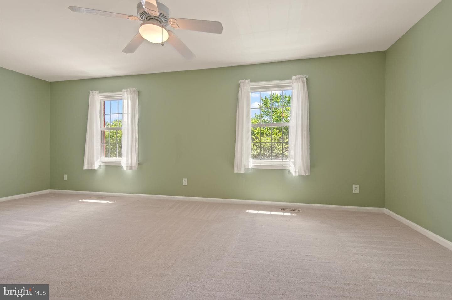 1176 Jeffrey Drive photo 24