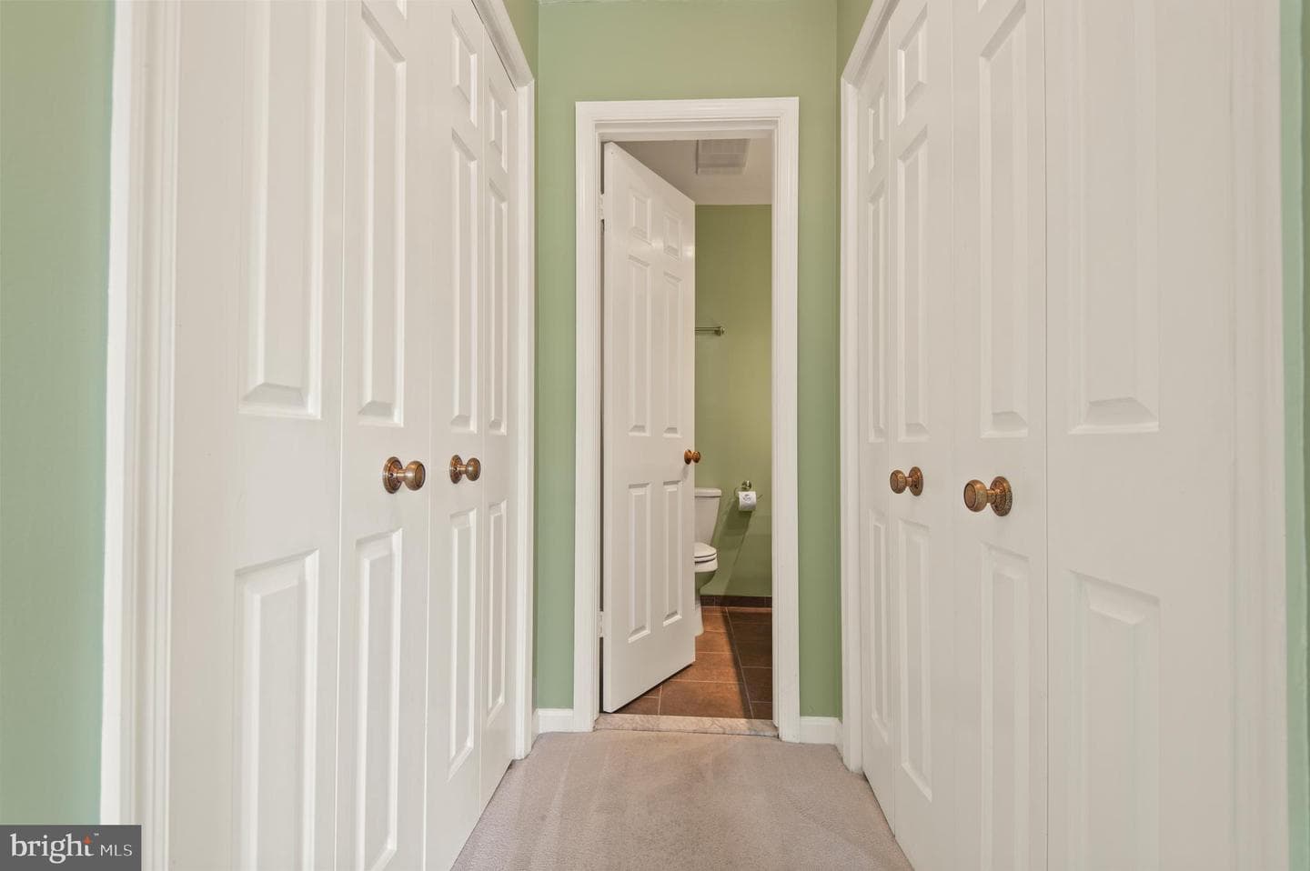 1176 Jeffrey Drive photo 25