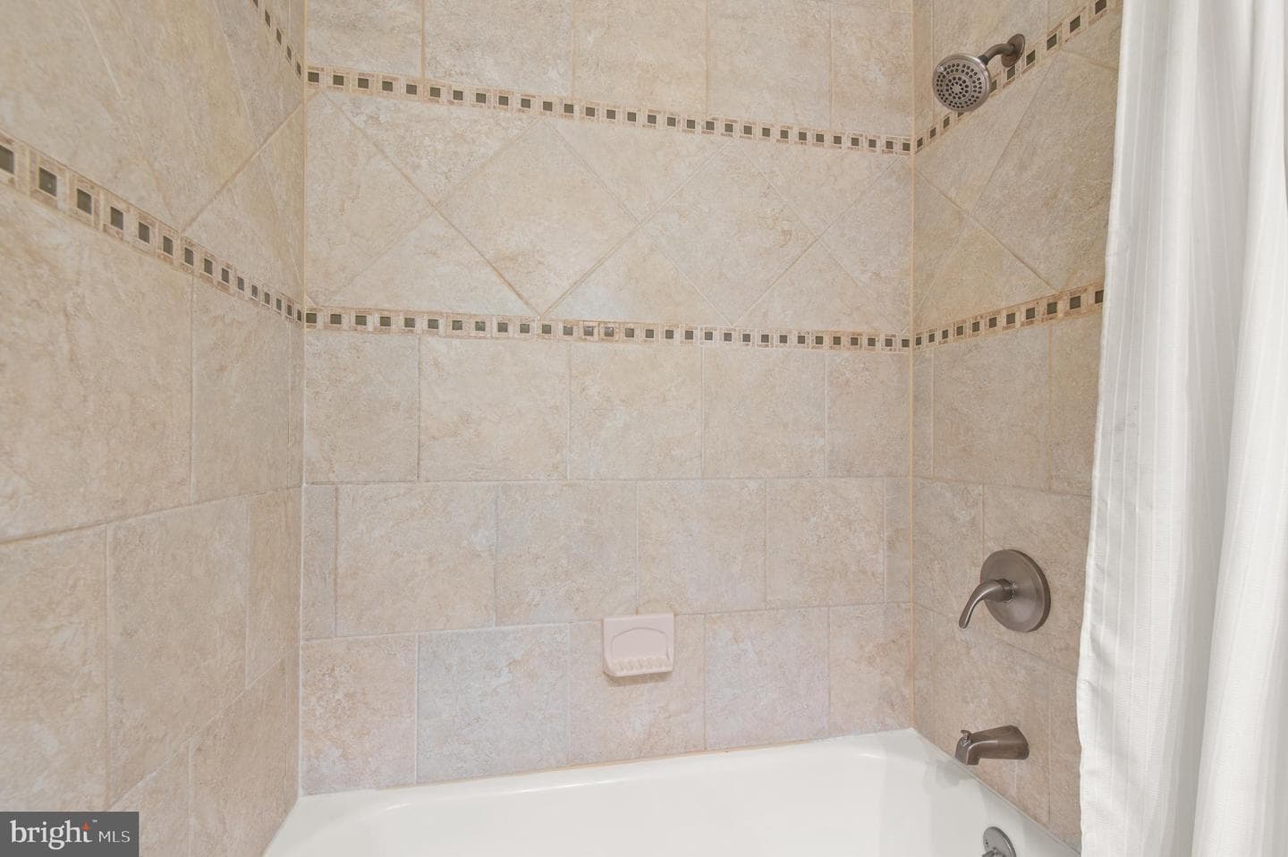 1176 Jeffrey Drive photo 29