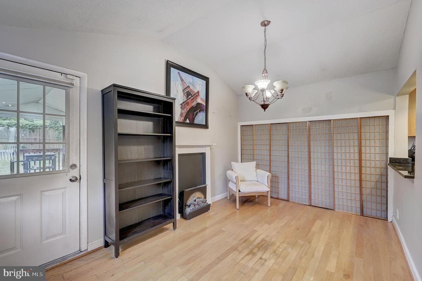 4 Penny Lane photo 16