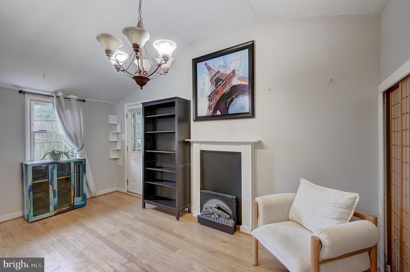 4 Penny Lane photo 17