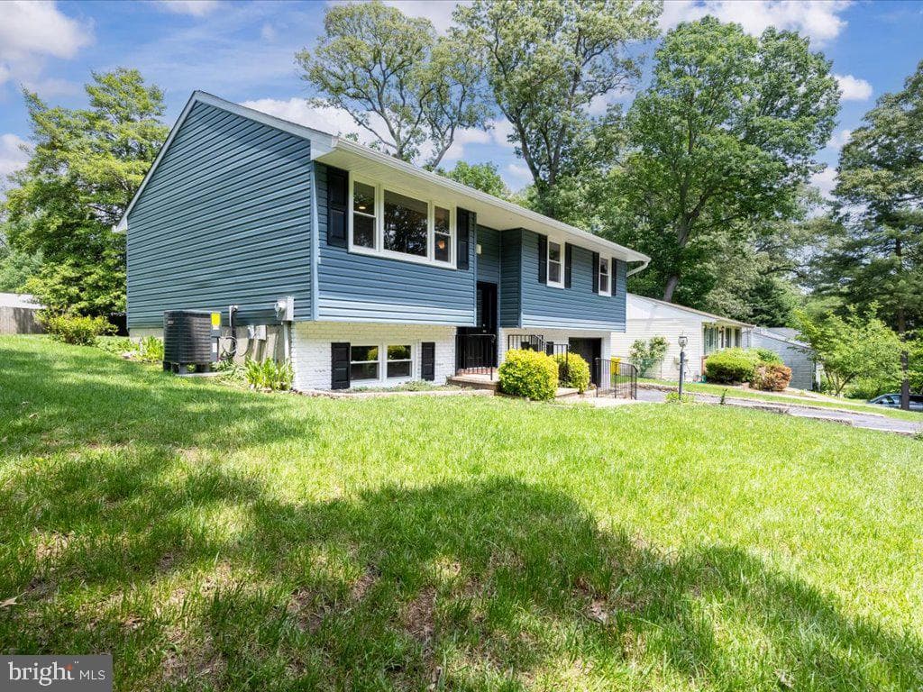 1008 Mountain Top Drive photo 4