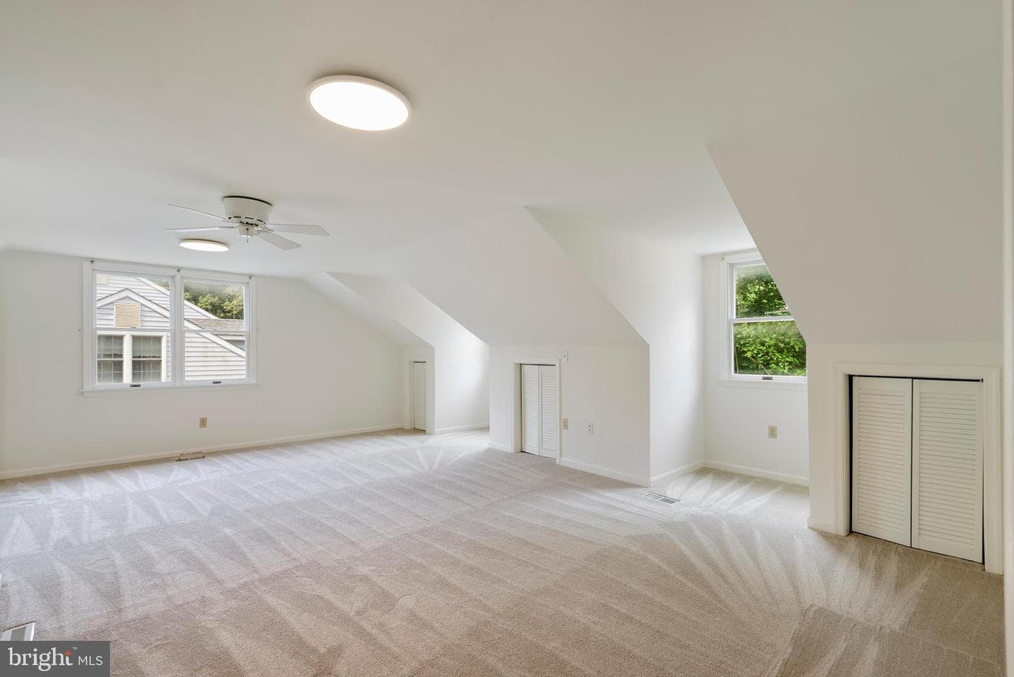402 Sheffield Road photo 27
