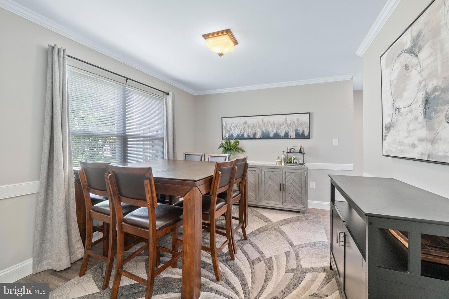 313 Buckland Court photo 26