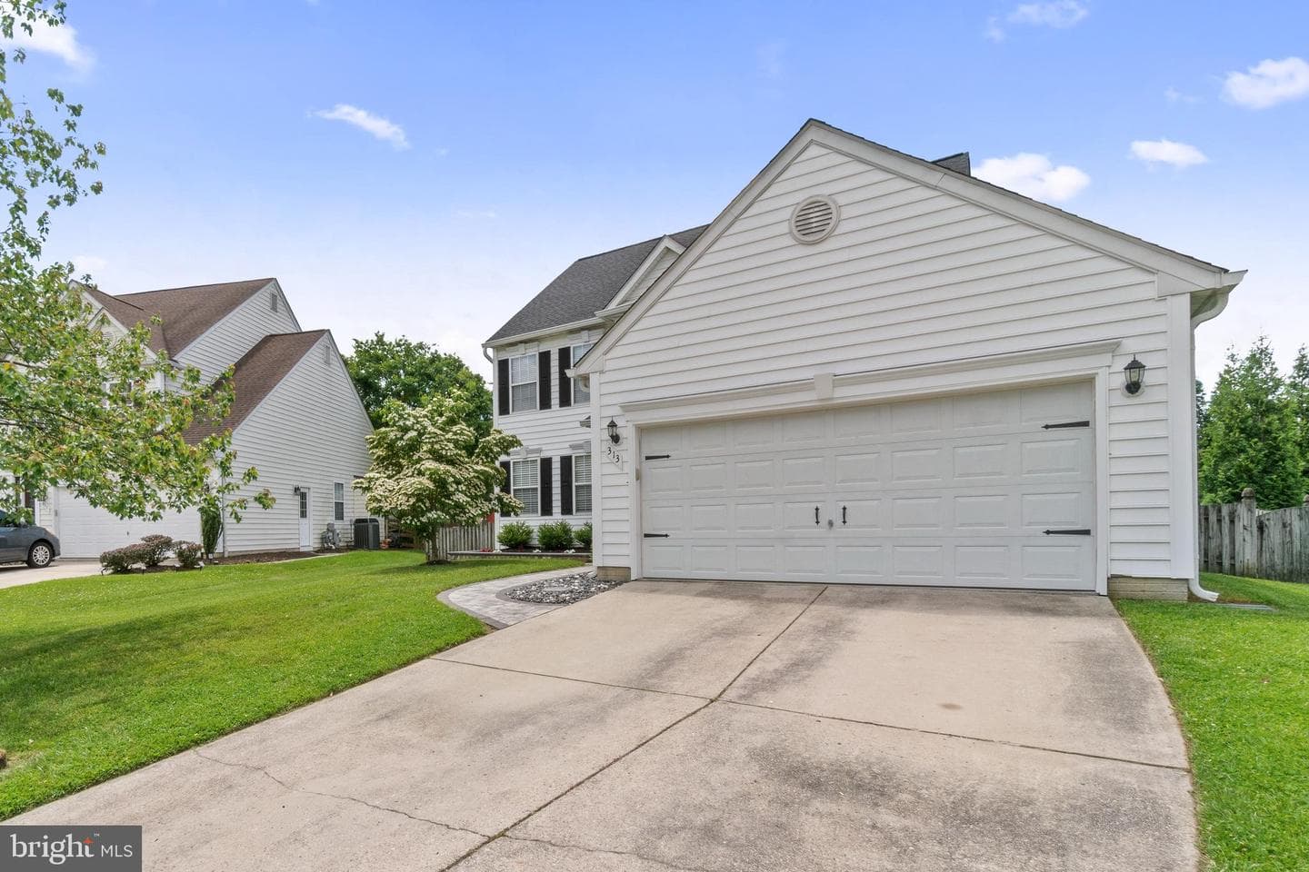 313 Buckland Court photo 3