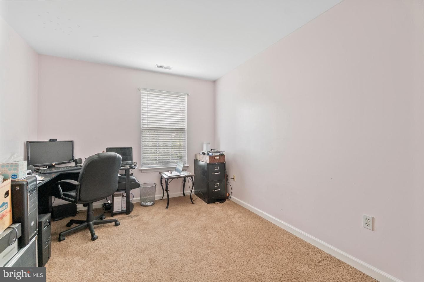 313 Buckland Court photo 34