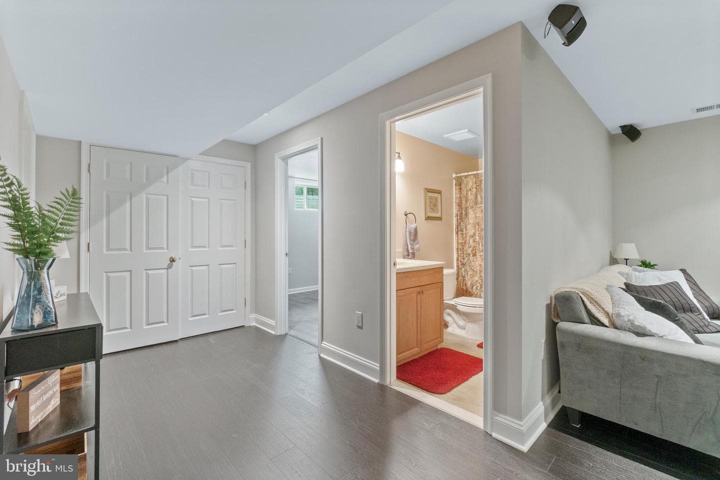 313 Buckland Court photo 45