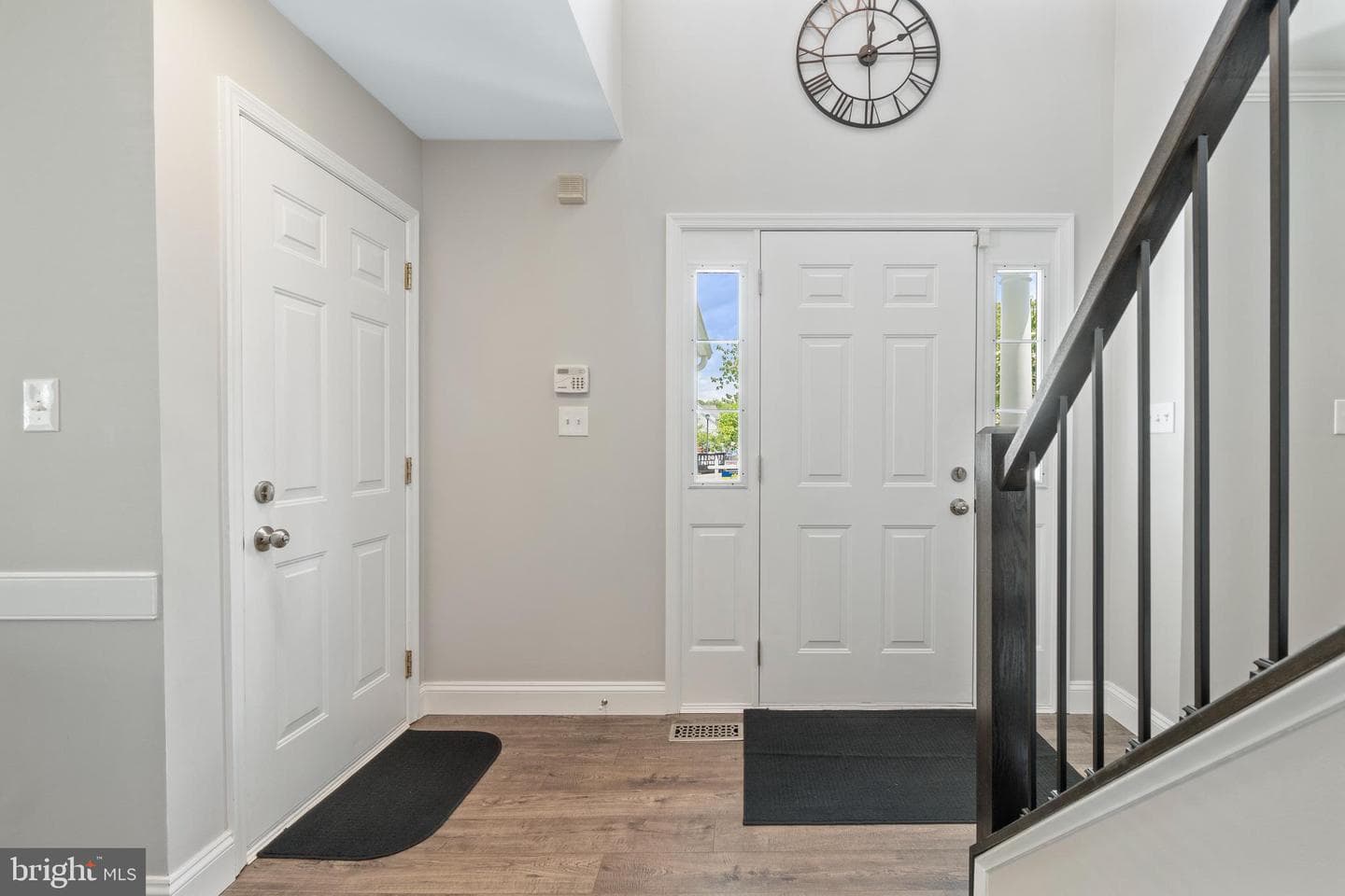 313 Buckland Court photo 7