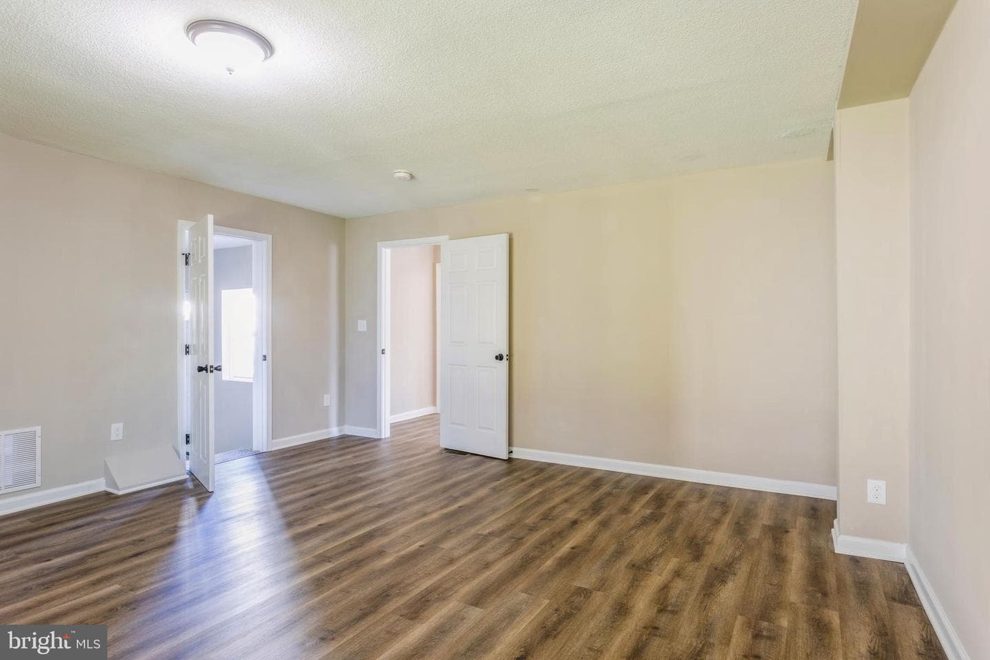 1666 Bay Ridge Road photo 17