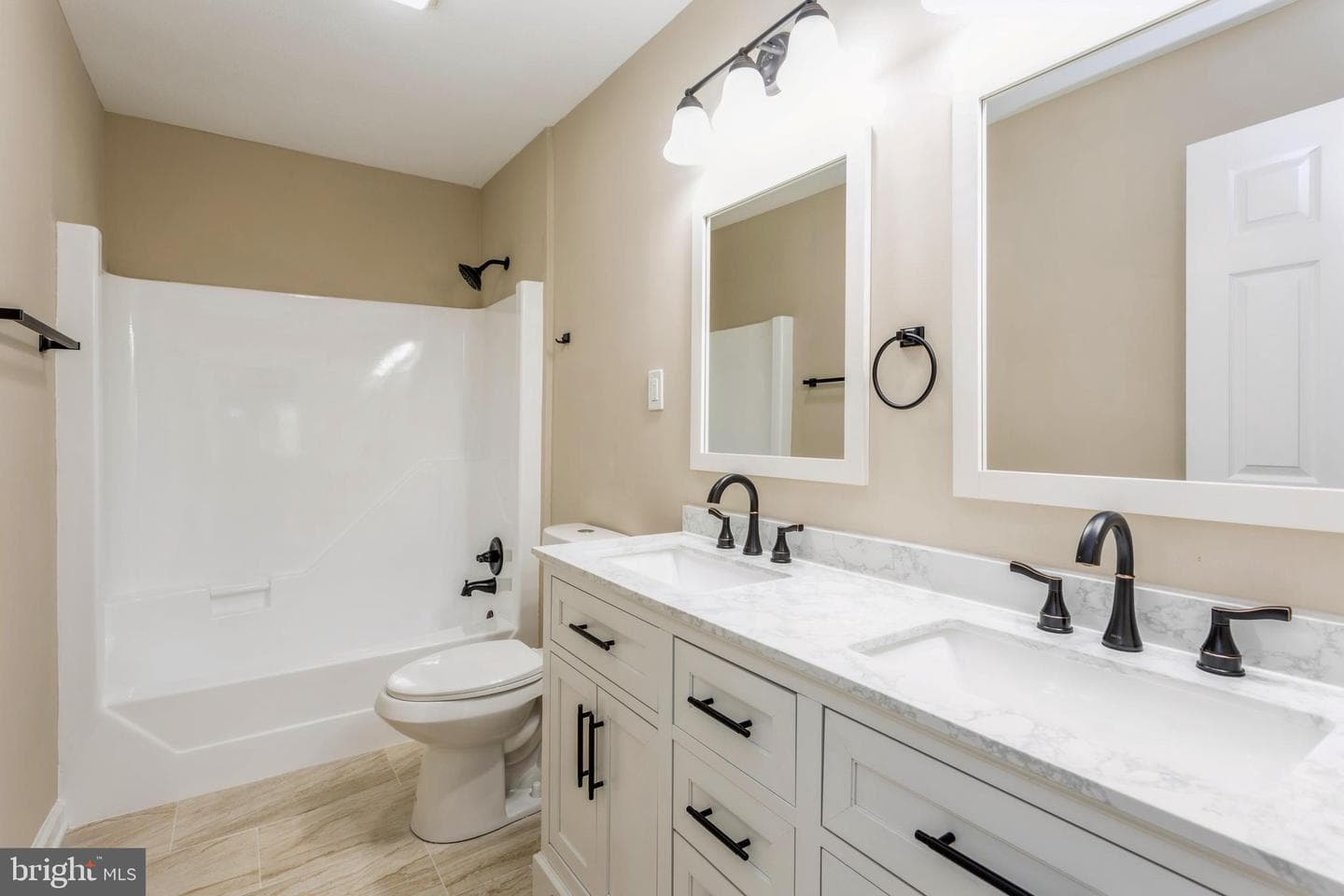 1666 Bay Ridge Road photo 24