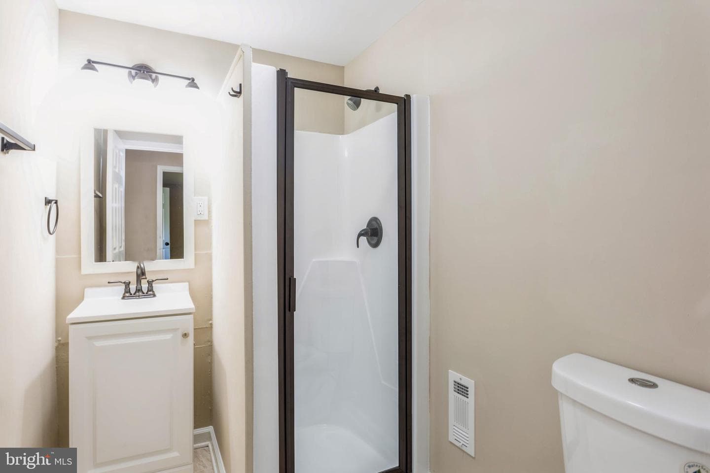1666 Bay Ridge Road photo 31