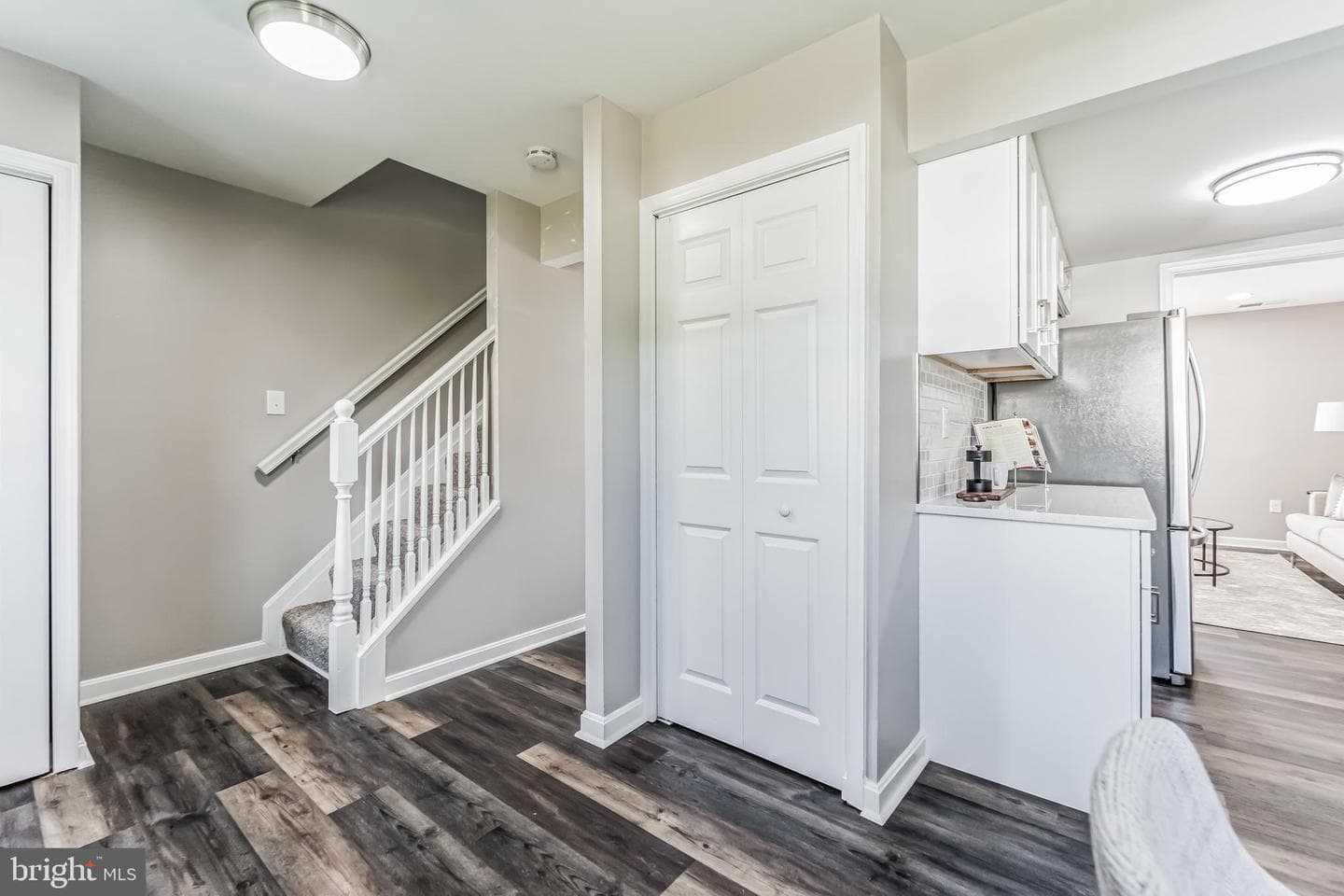 158 Seagull Drive photo 4
