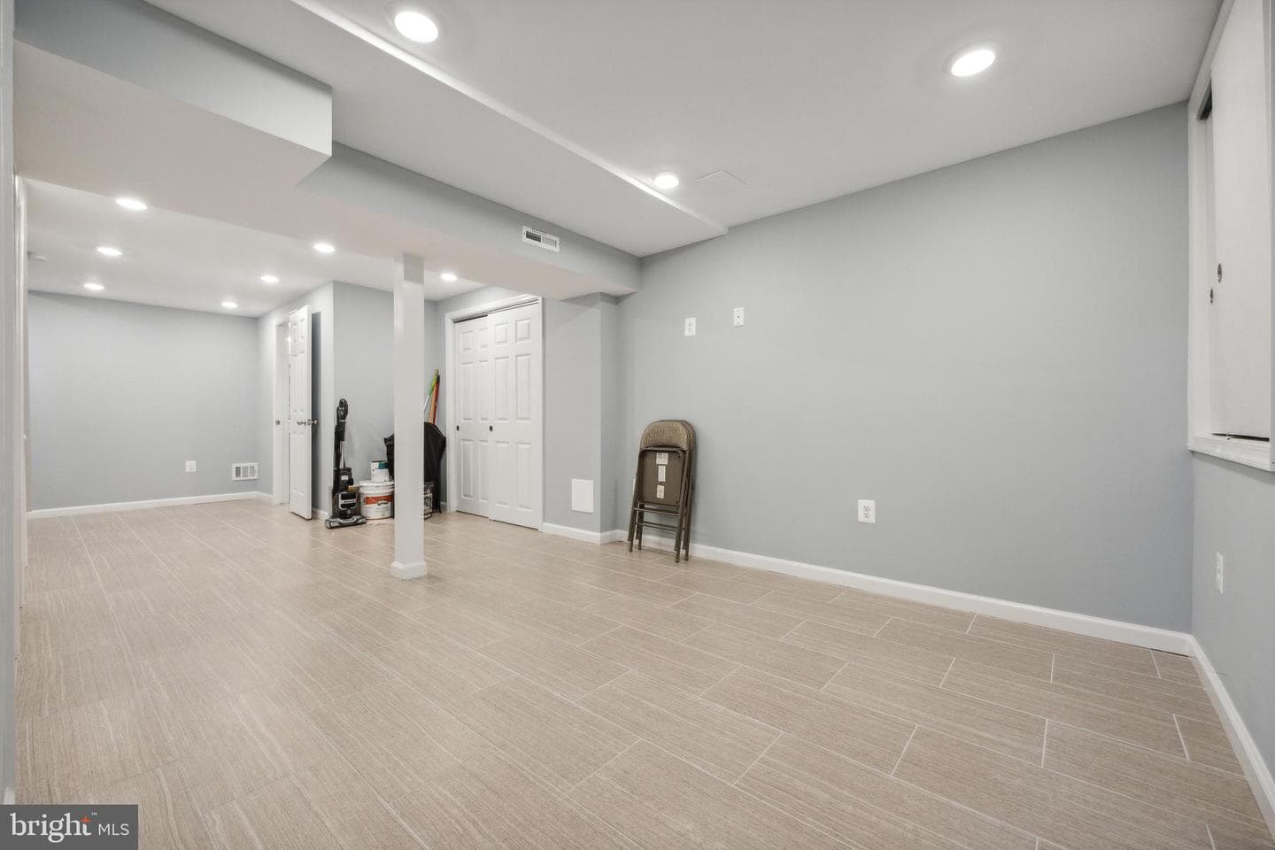 8225 Durness Court photo 20