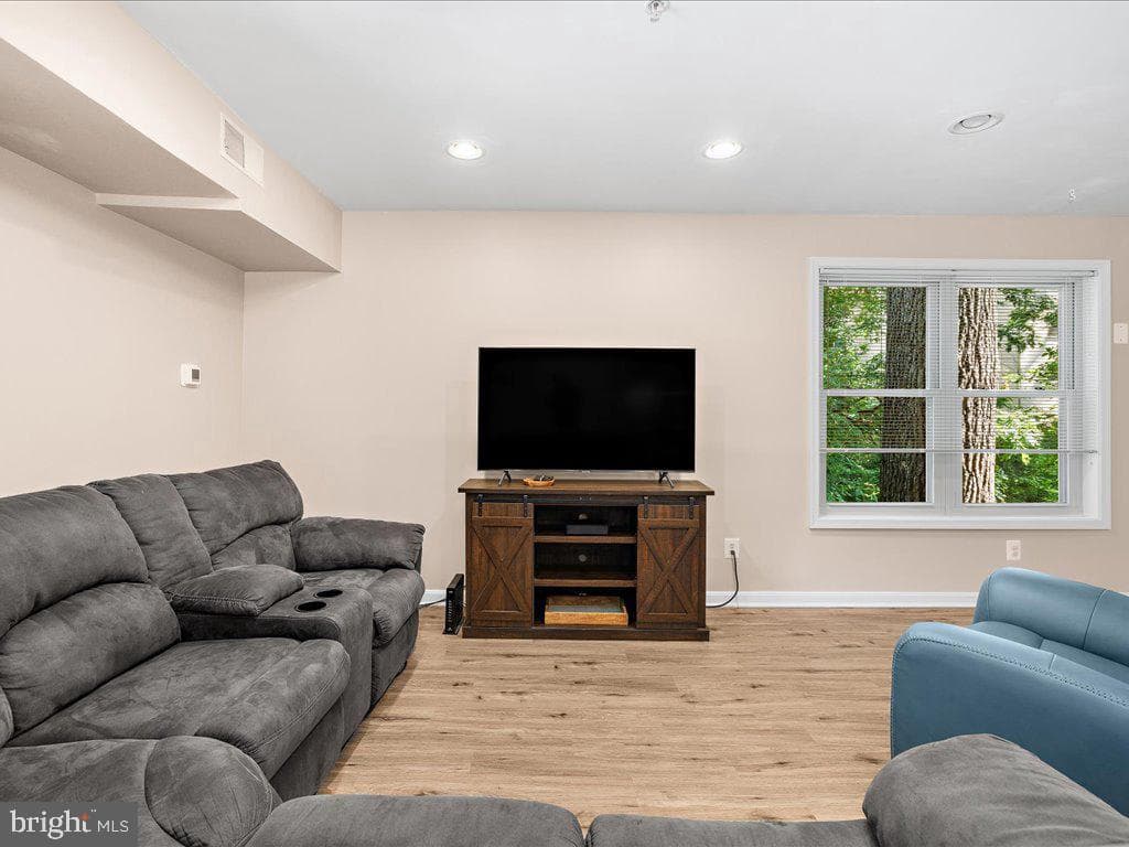 1134 Cove Road #301 photo 10
