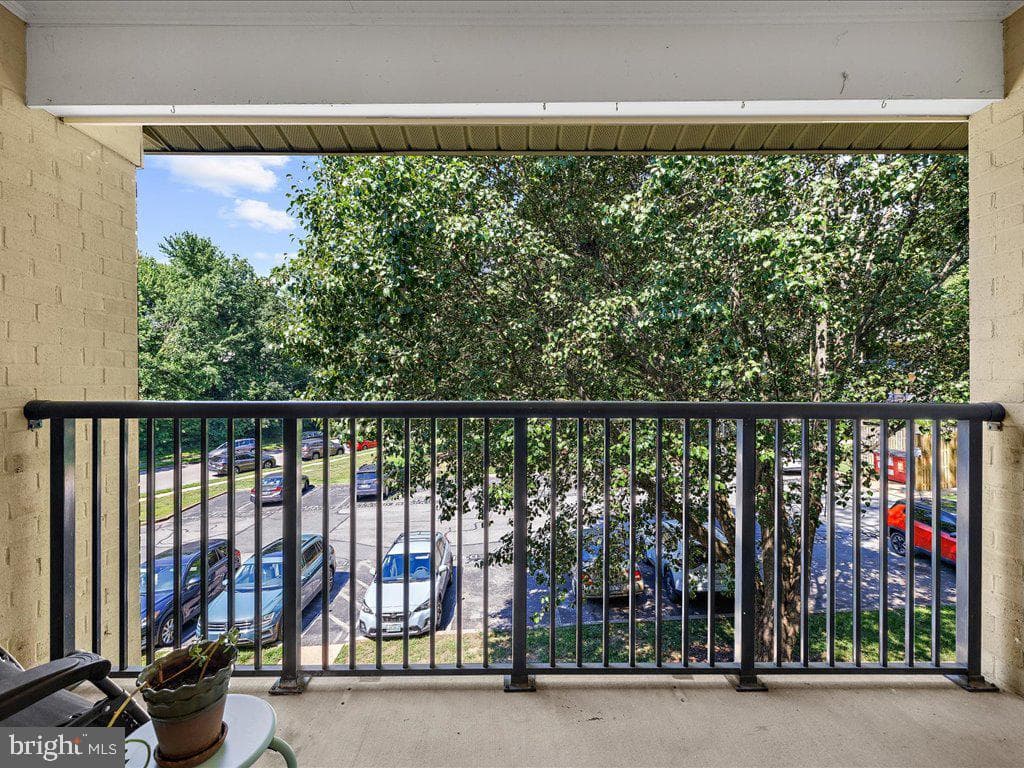 1134 Cove Road #301 photo 11