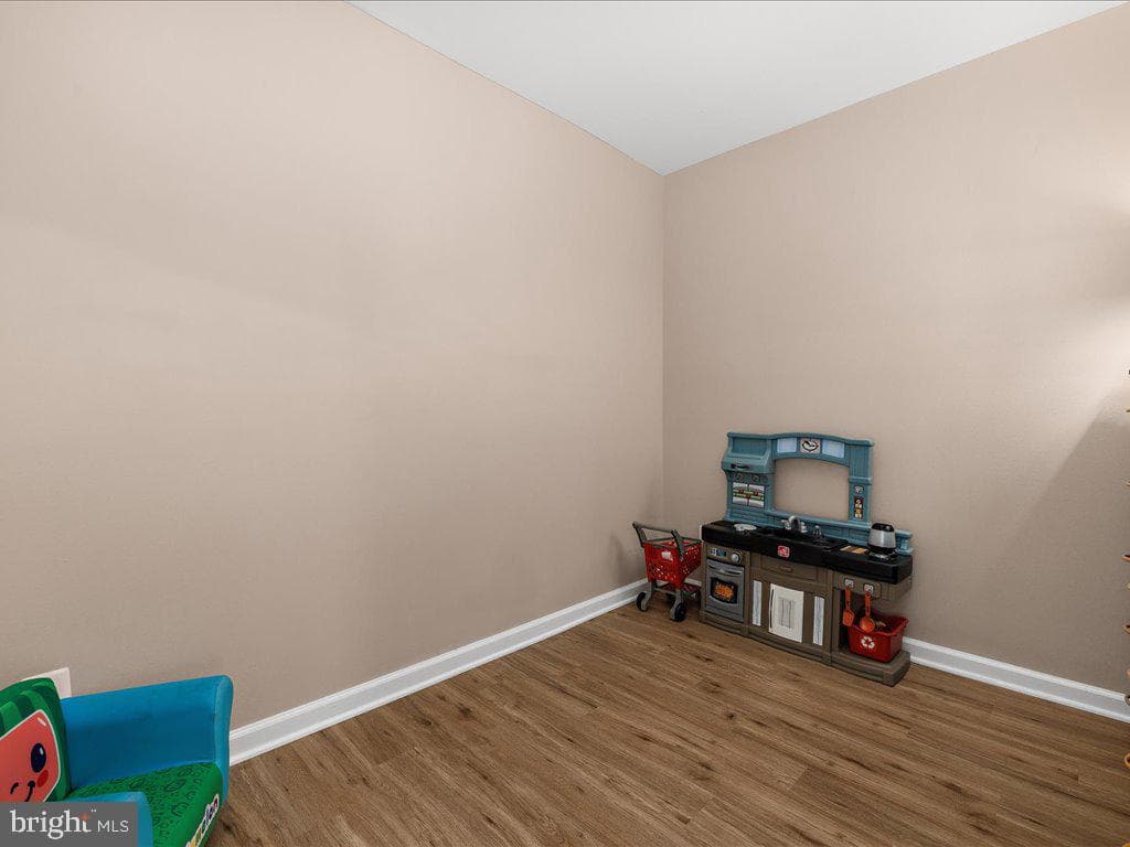 1134 Cove Road #301 photo 18