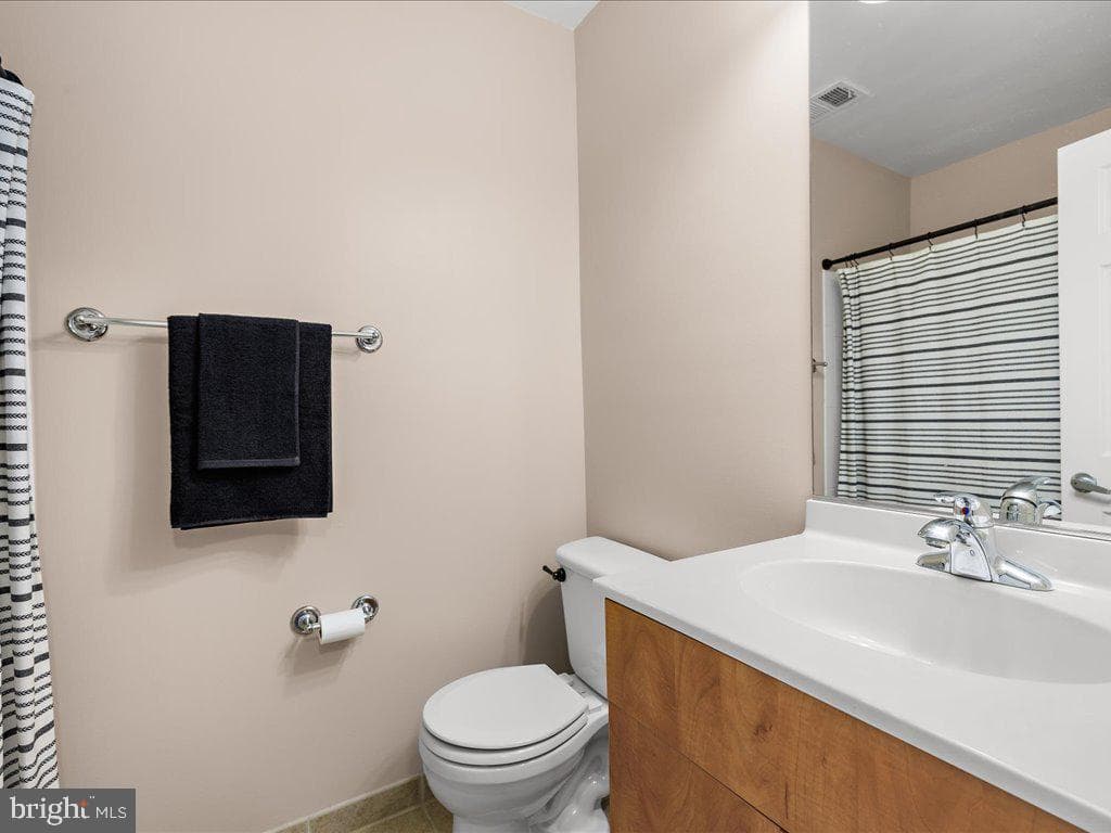 1134 Cove Road #301 photo 19