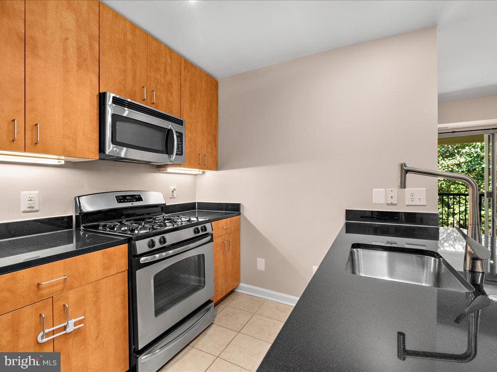 1134 Cove Road #301 photo 6