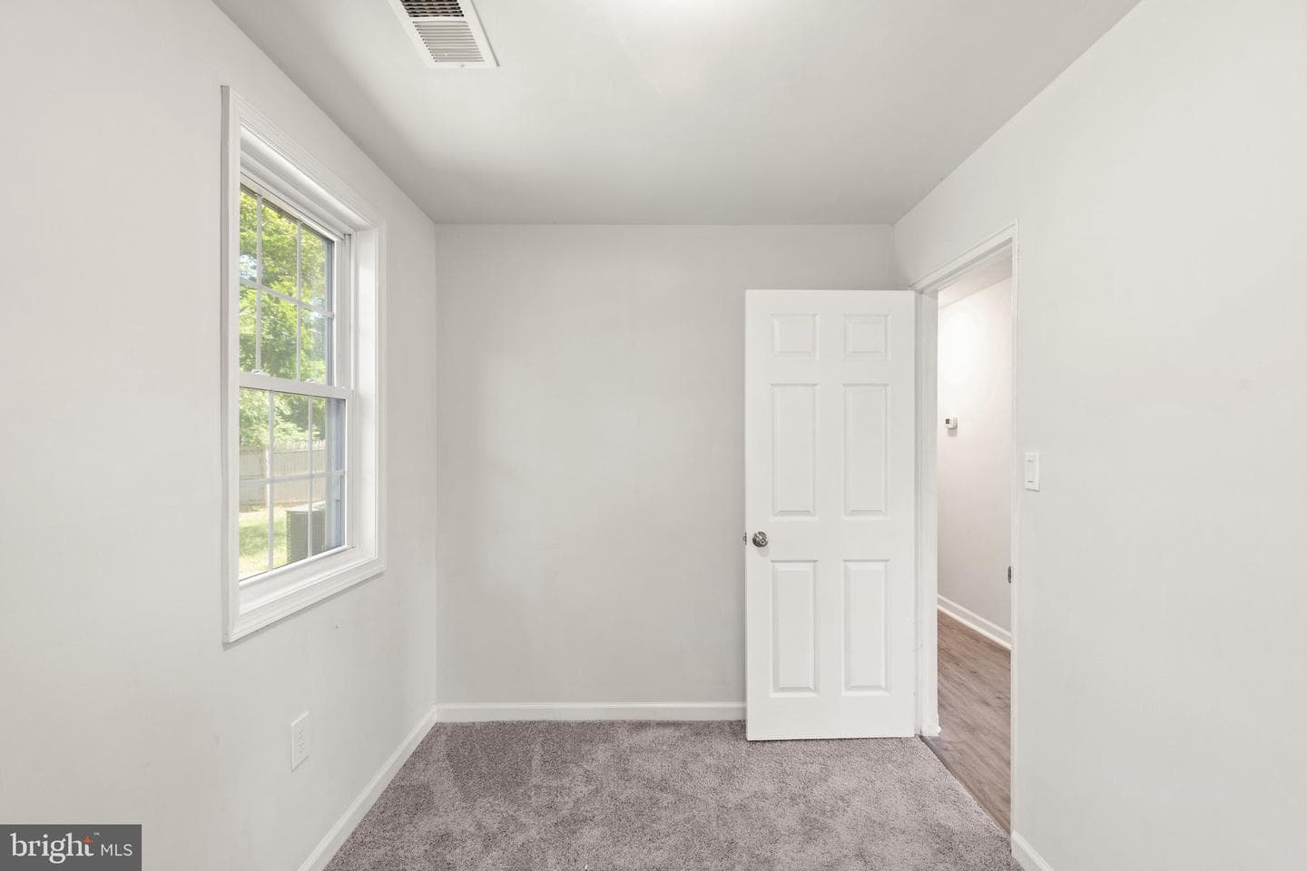 1612 Lorimer Road photo 18