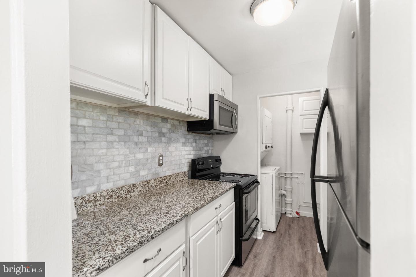 1612 Lorimer Road photo 5