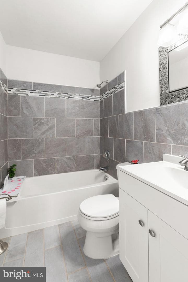 1612 Lorimer Road photo 7