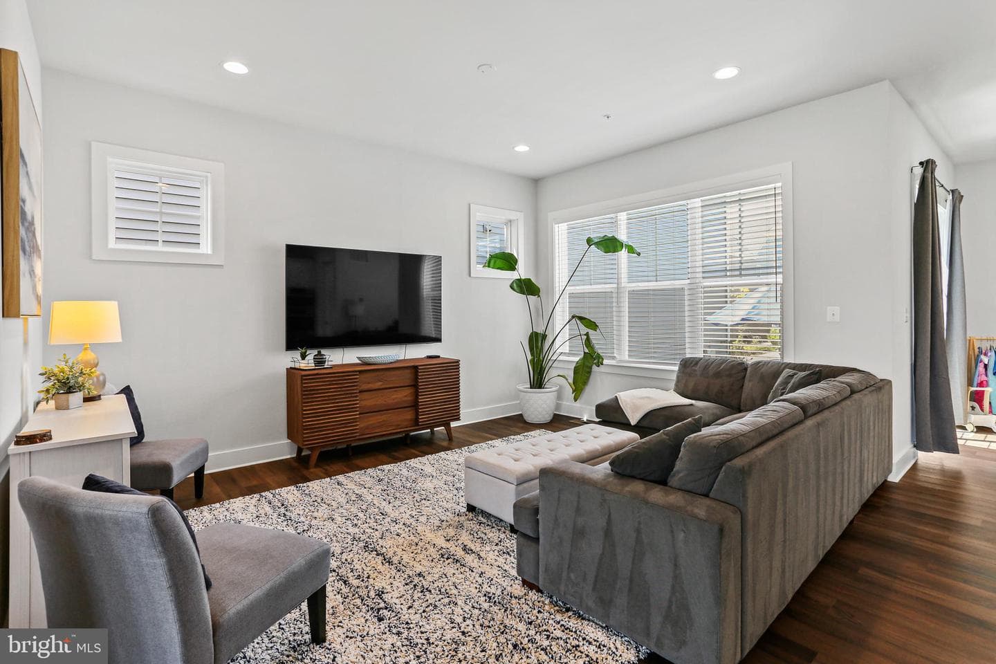 1604 Canary Grass Drive photo 11