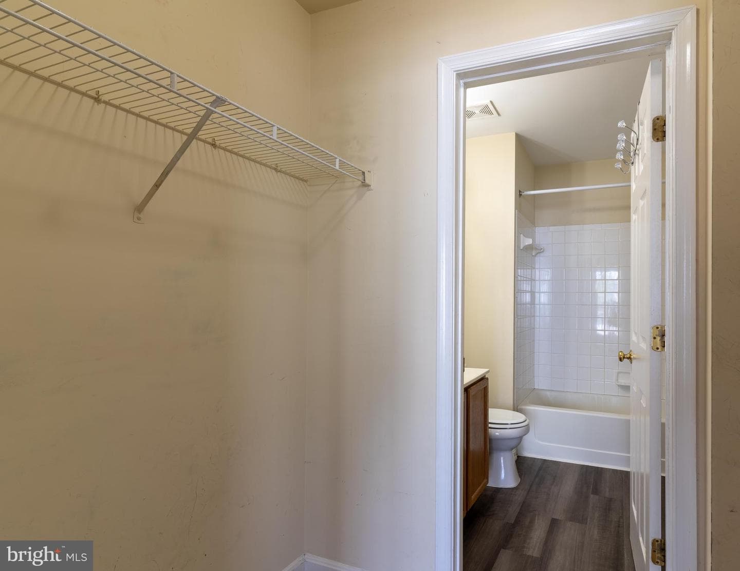 657 Sprite Way photo 11