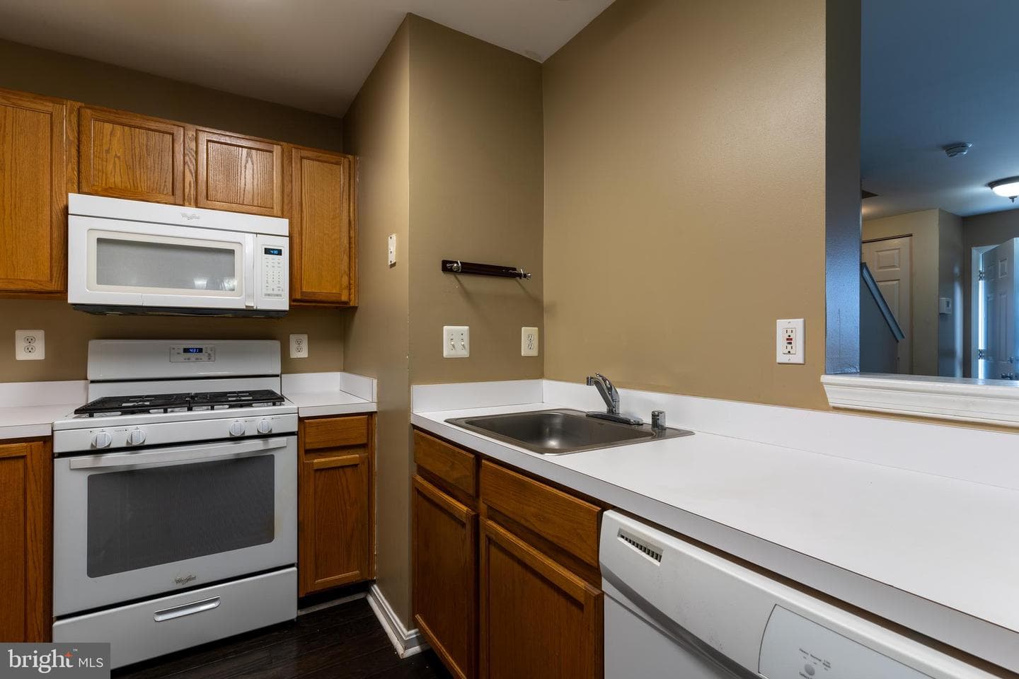 657 Sprite Way photo 6