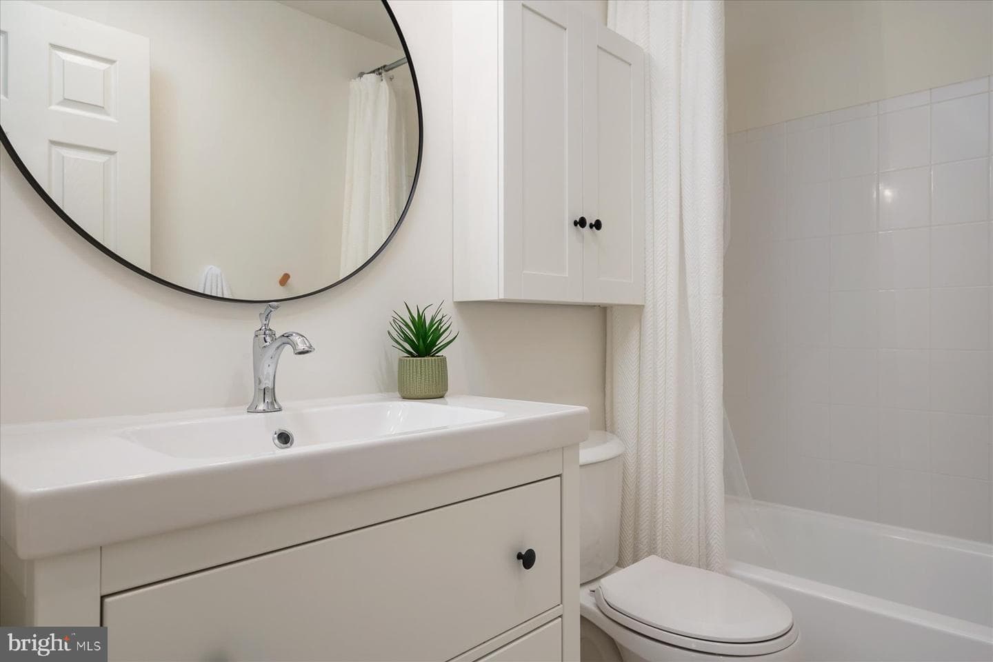 107 Great Lake Drive photo 18