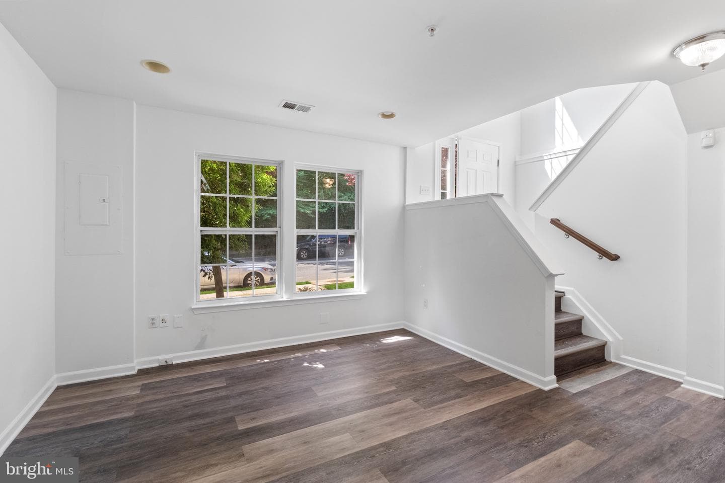 8048 Pennington Drive photo 21
