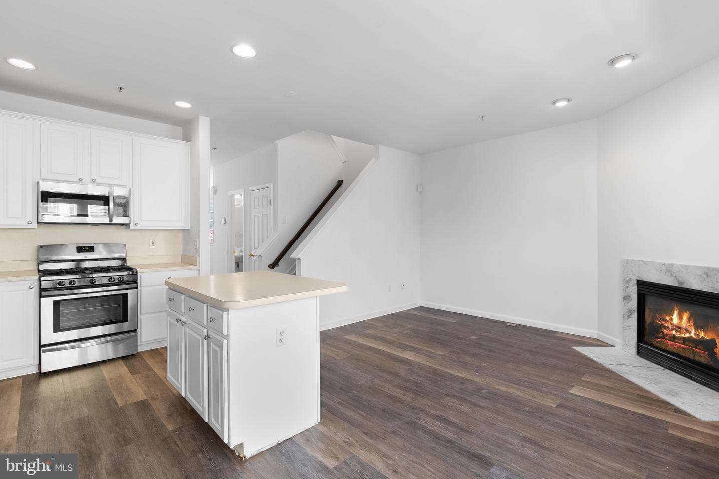 8048 Pennington Drive photo 8