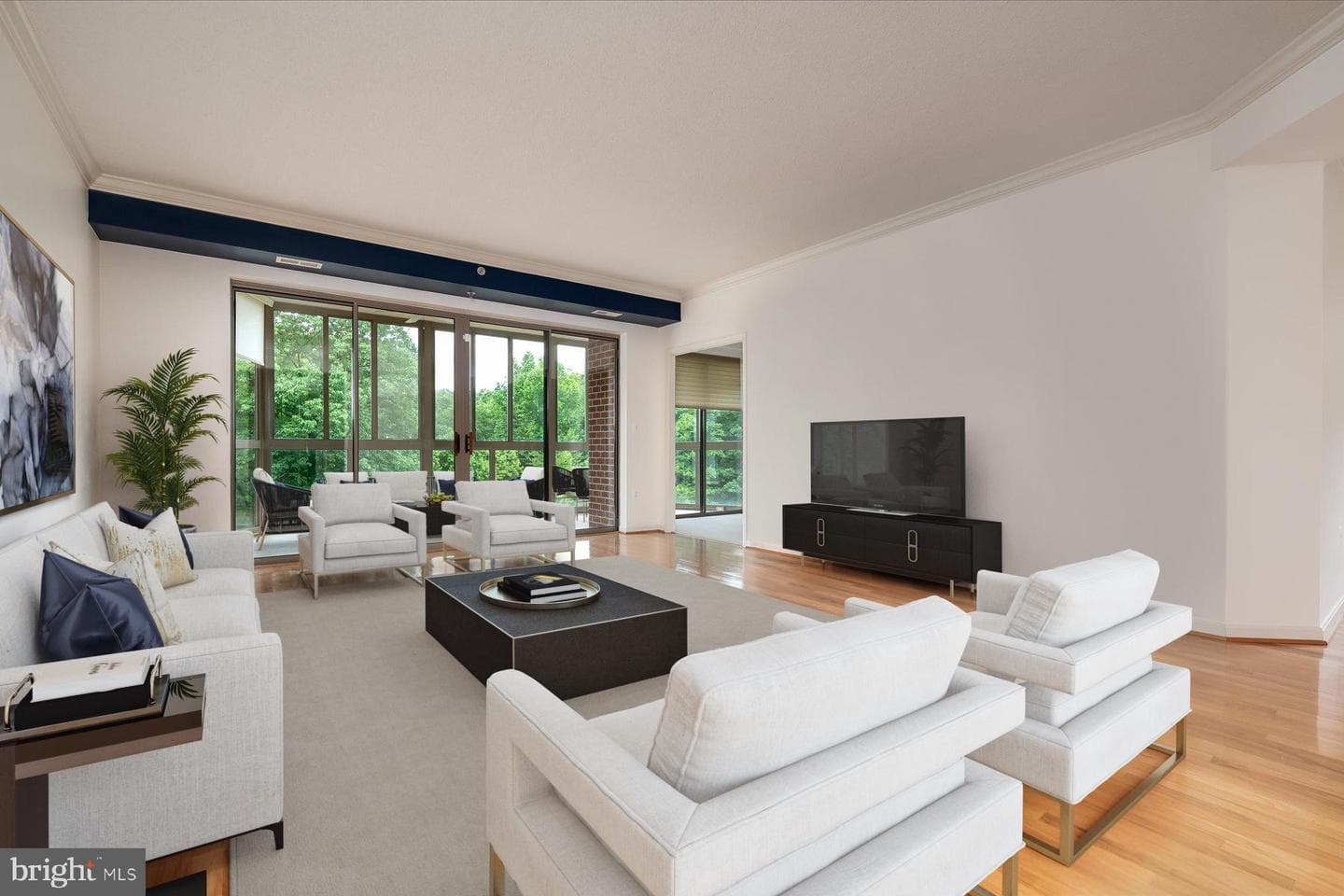 940 Astern Way #302 photo 2