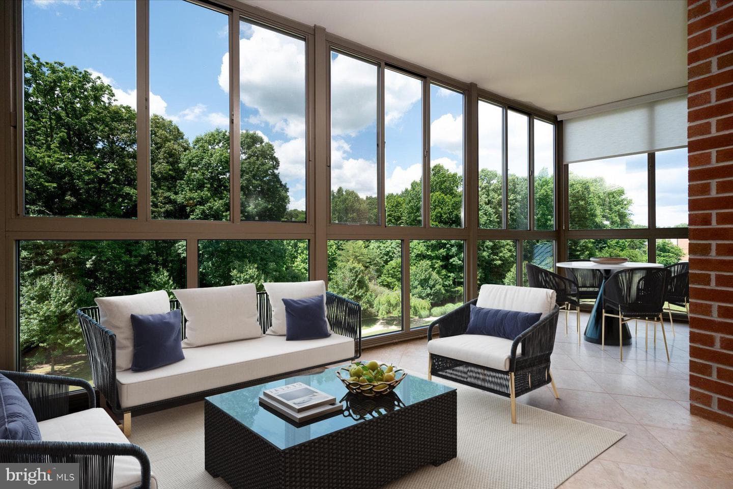 940 Astern Way #302 photo 3