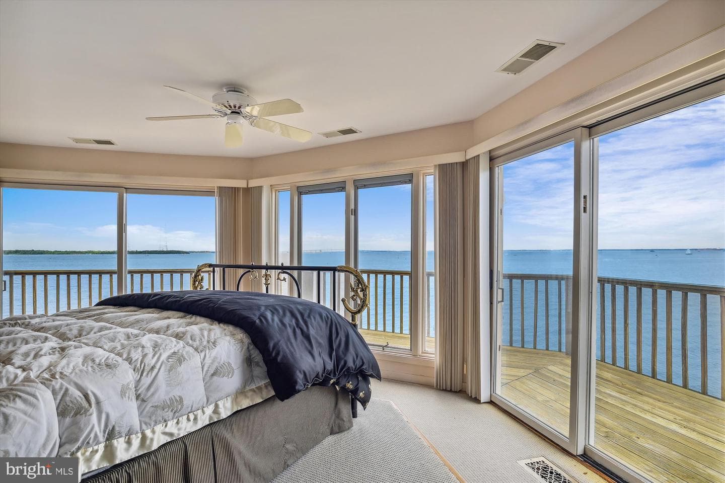 2185 Chesapeake Harbour Drive photo 8
