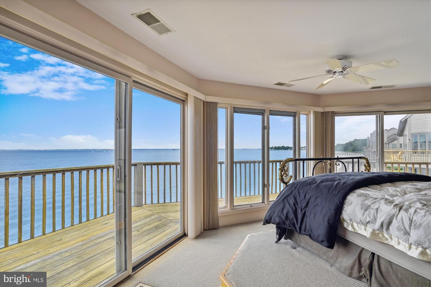 2185 Chesapeake Harbour Drive photo 9