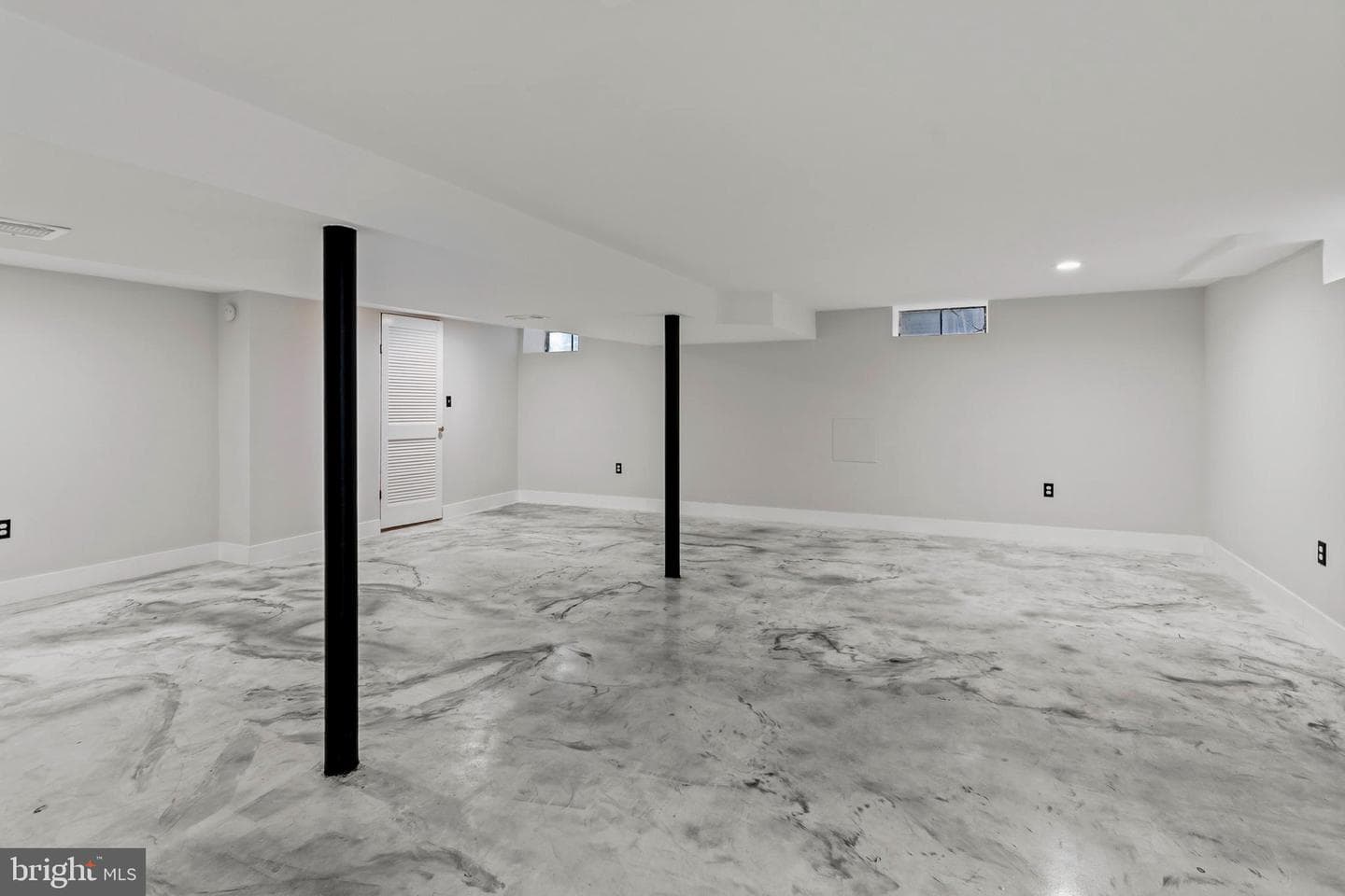 107 Phelps Avenue photo 23
