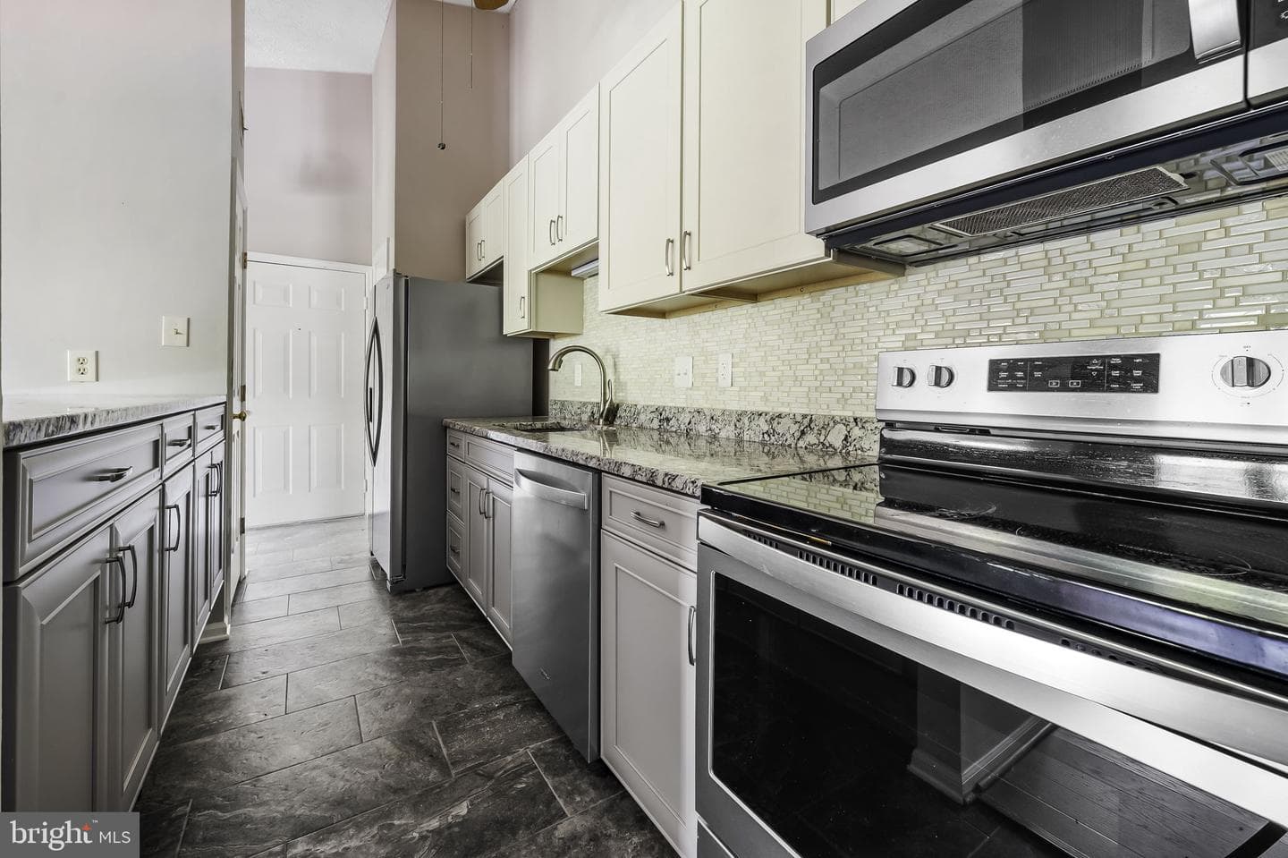 823 Deering Road #7m photo 11