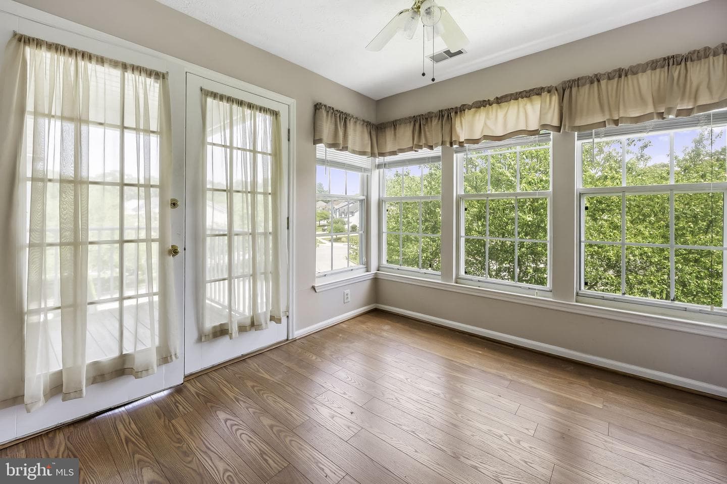 823 Deering Road #7m photo 17