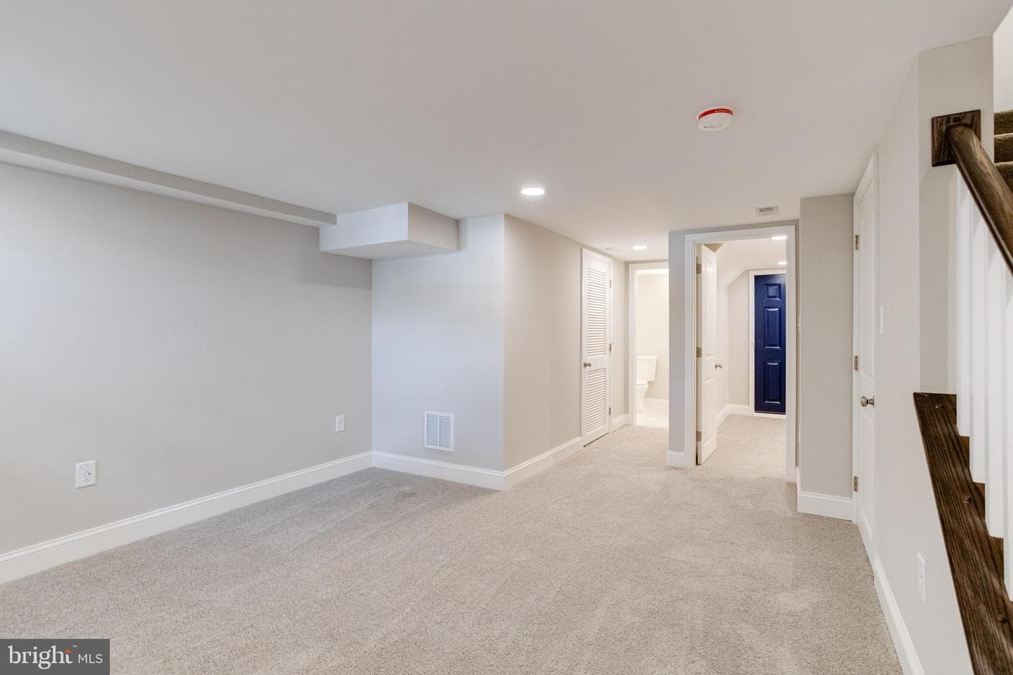 131 W Meadow Road photo 31